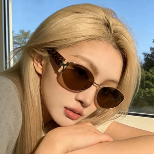 复古港风猫眼金属茶色太阳镜高级感旅游度假防紫外线老钱风墨镜潮
