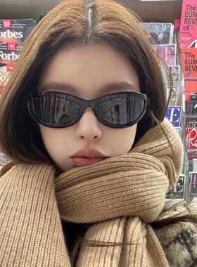 欧美风高级感猫眼弧形墨镜女辣妹方圆脸显瘦时尚遮阳凹造型太阳镜