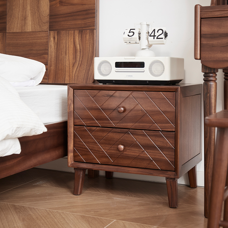 简约现代床边收纳柜实木床头柜
