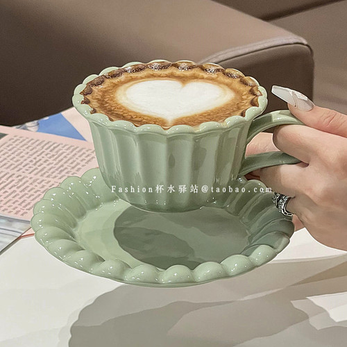 高颜值陶瓷早餐杯碟奶呼呼拉花杯