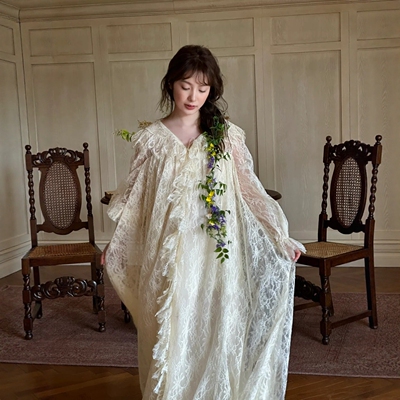 Wt晨袍浅黄森系少女感睡袍拍照轻婚纱新娘复古法式婚礼长袖礼服