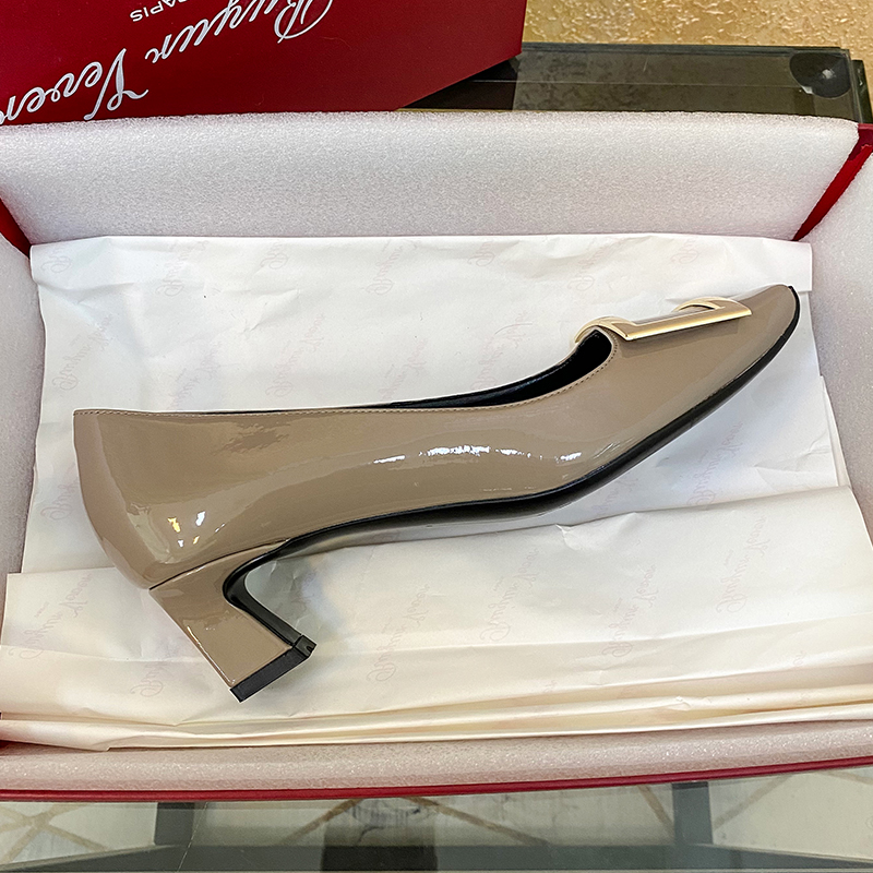 工厂关闭 高端版RV粗跟漆皮方扣女鞋喇叭跟全真皮女单鞋特价清仓