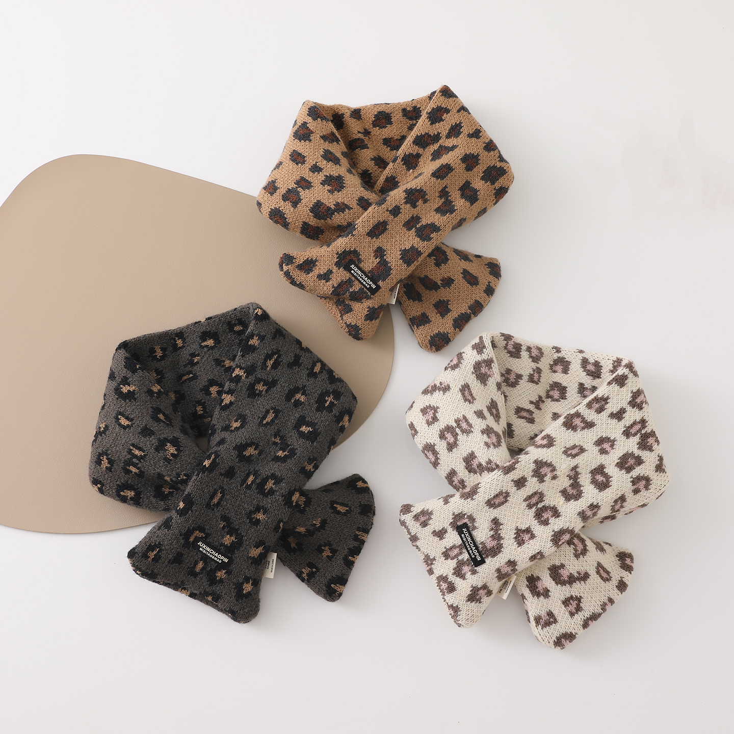 儿童洋气时尚豹纹围巾保暖加厚