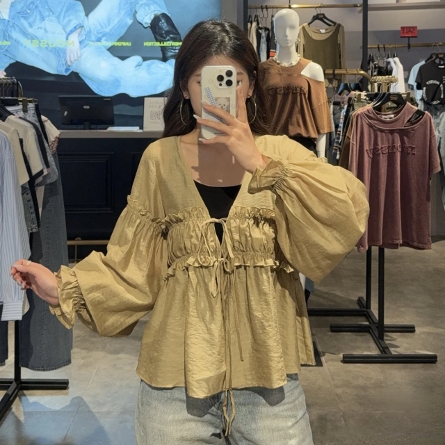 宽松显瘦V领木耳边系带长袖衬衫