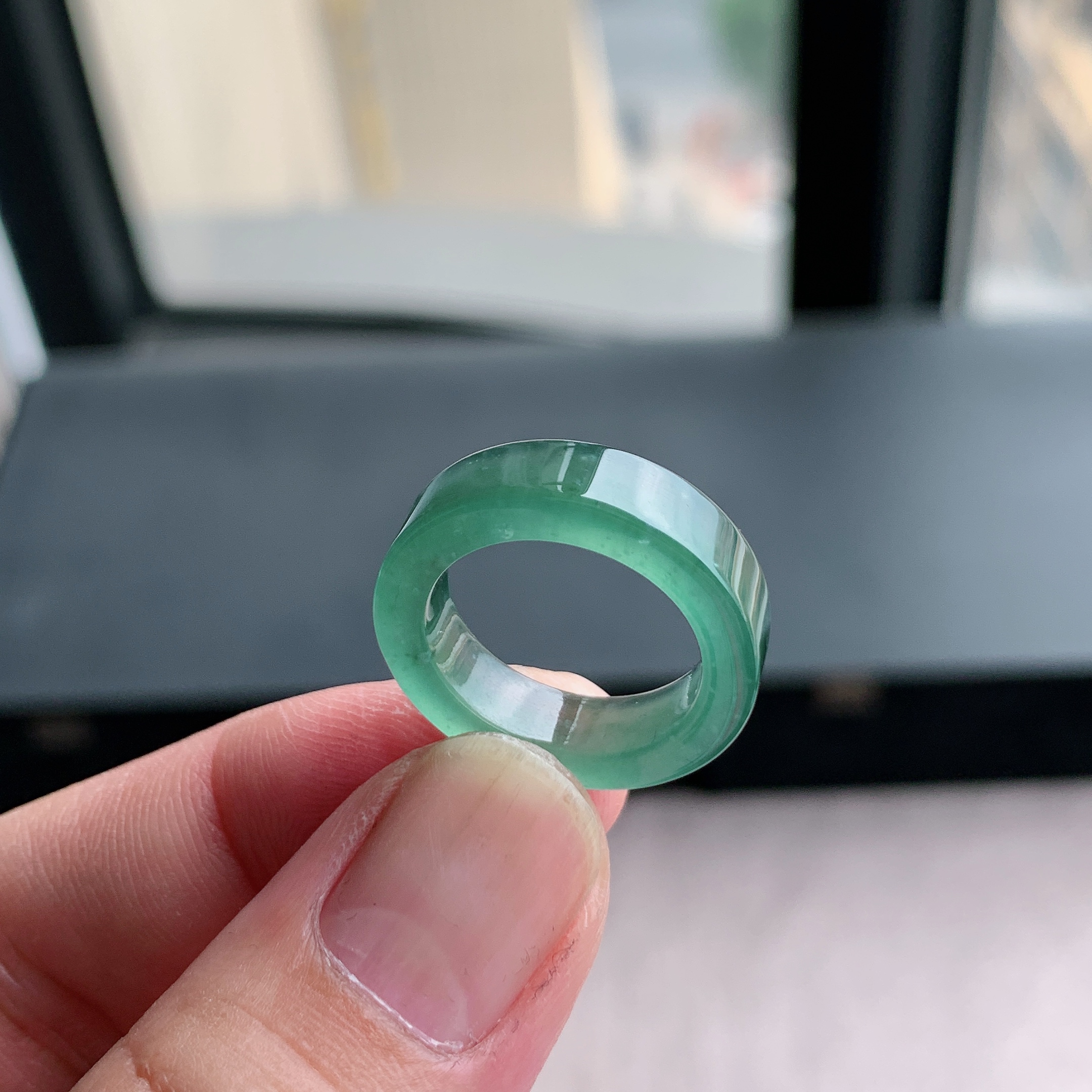 天然A货翡翠冰种12号晴水绿方戒