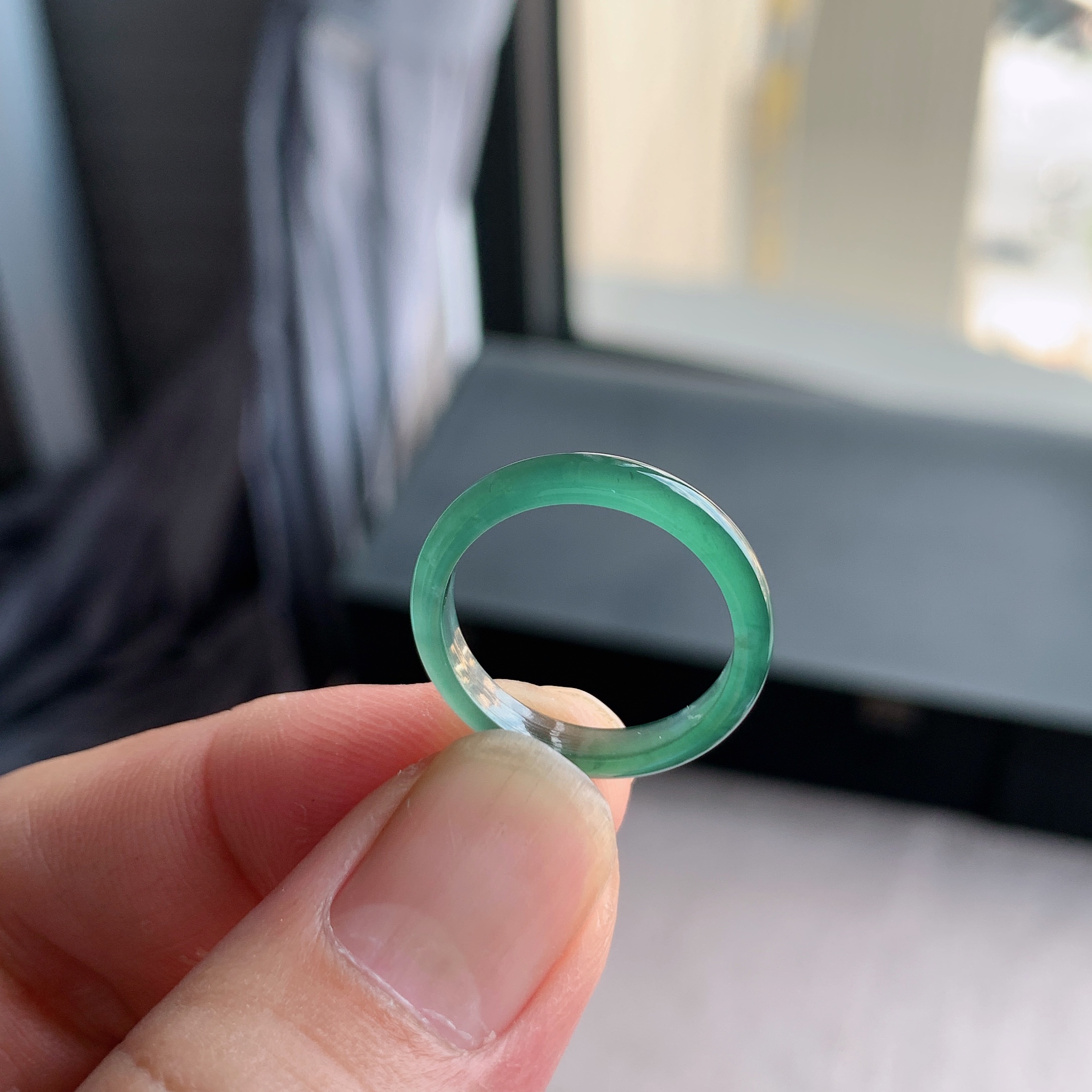 天然A货翡翠冰种16号湖水绿戒指