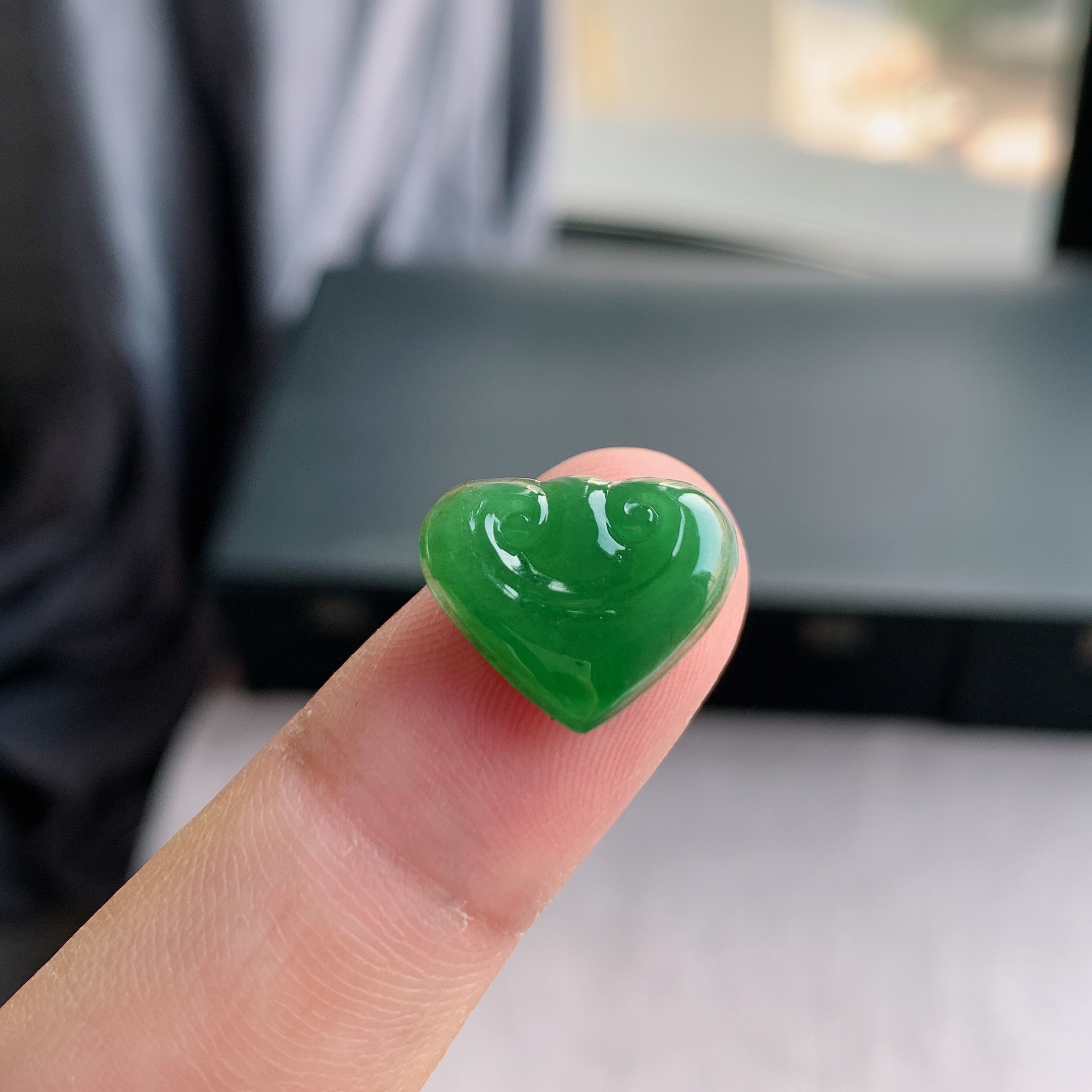 缅甸天然A货翡翠满绿如意镶件