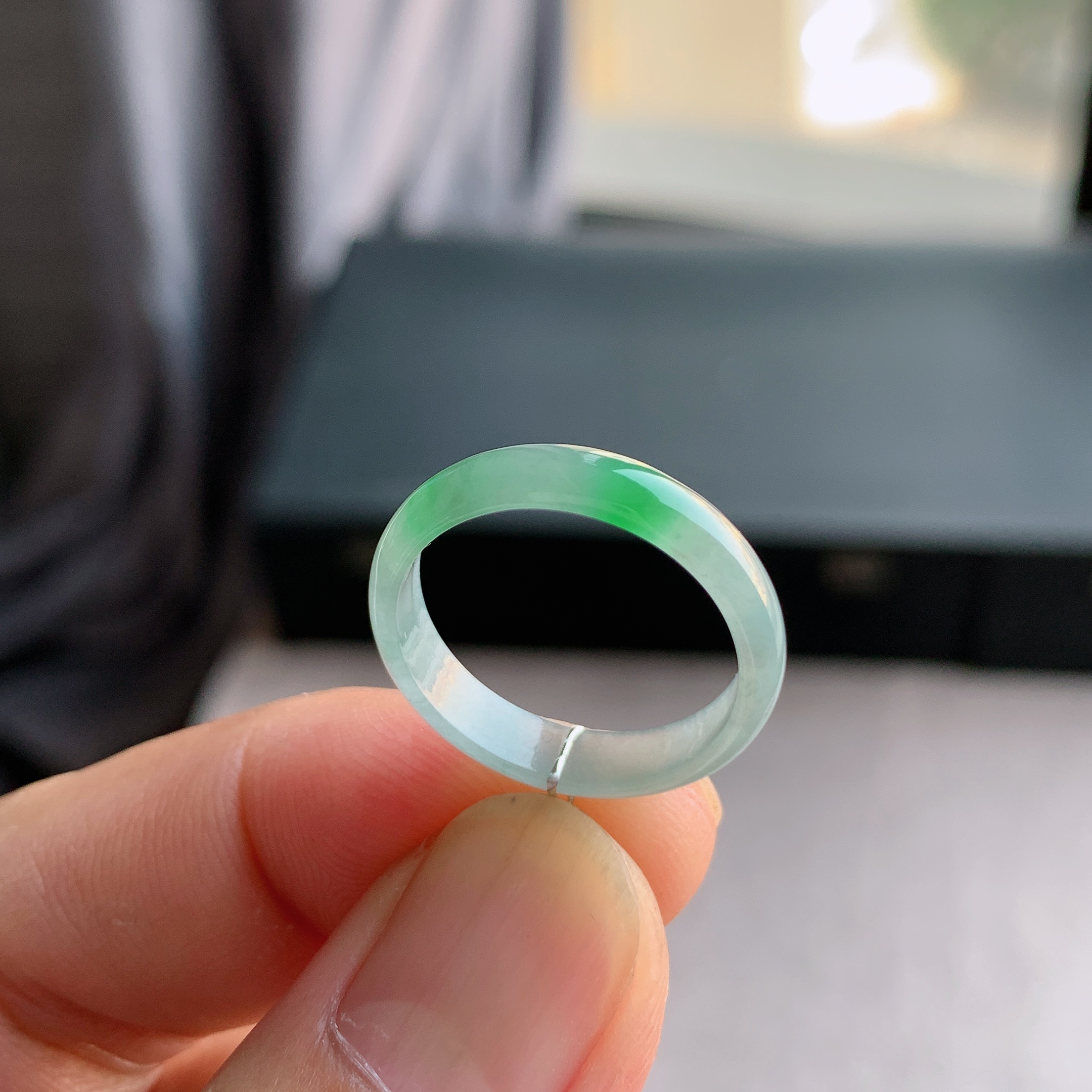 天然A货翡翠16号飘绿花戒指