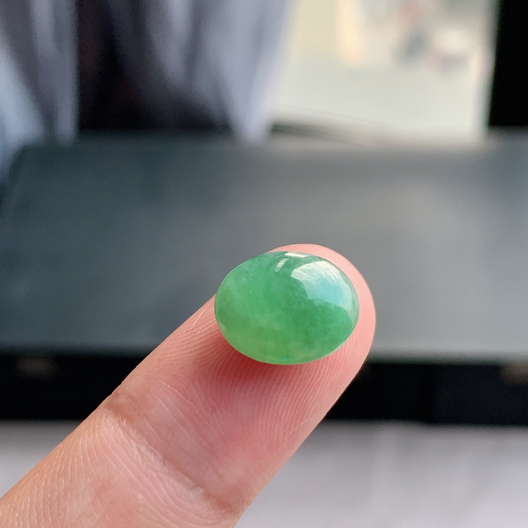 缅甸天然A货翡翠满绿蛋面戒面