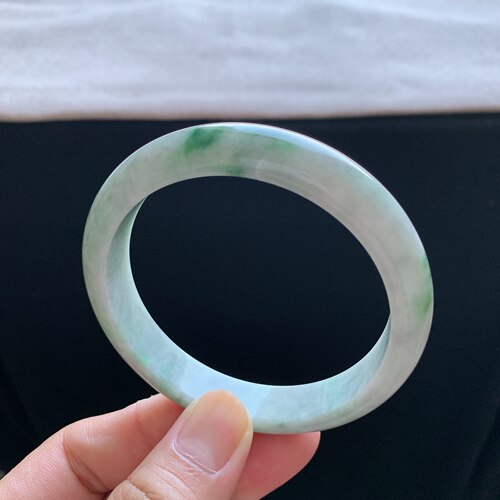 缅甸天然A货翡翠 62圈口飘绿正圈手镯玉镯T17