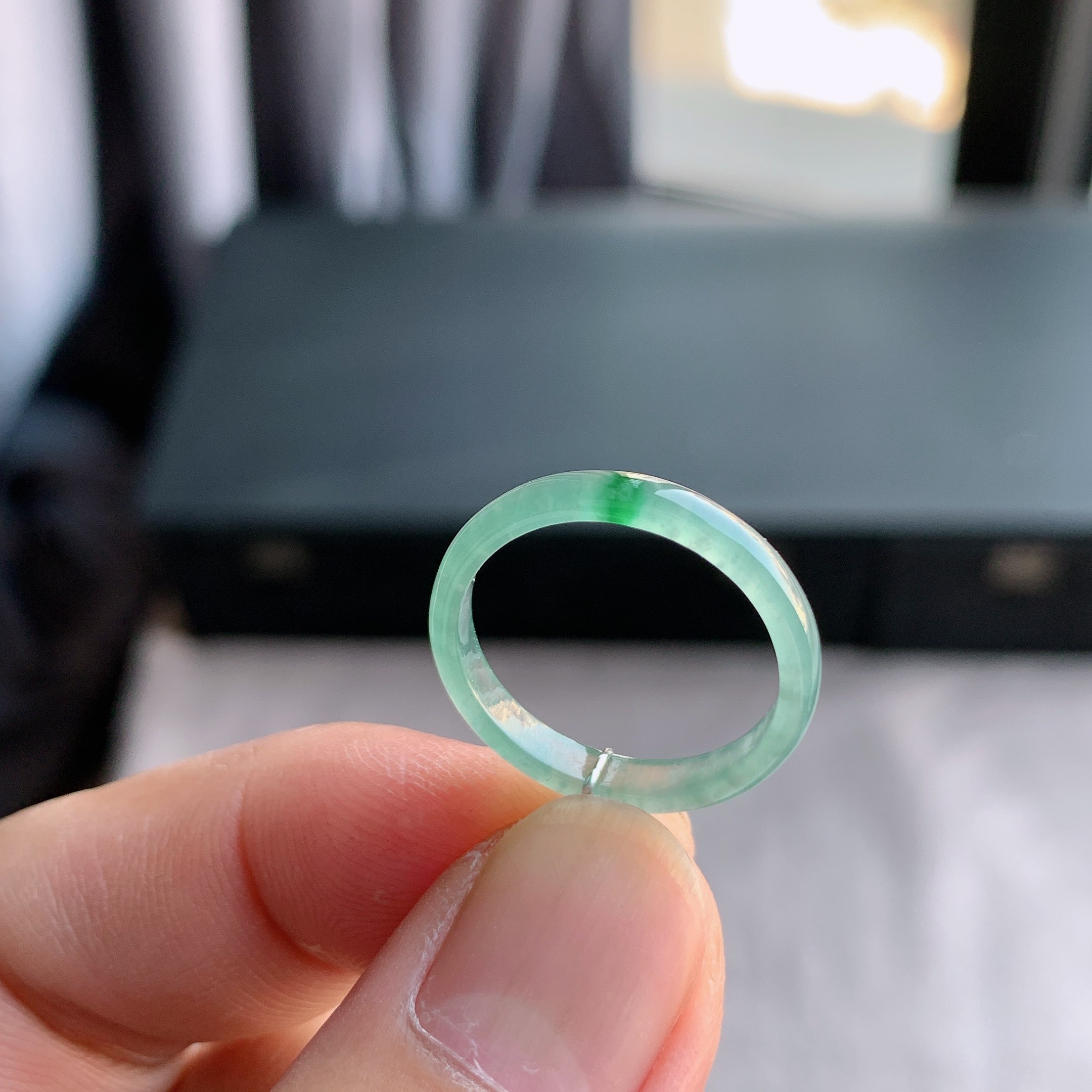 天然A货翡翠16号飘绿花戒指