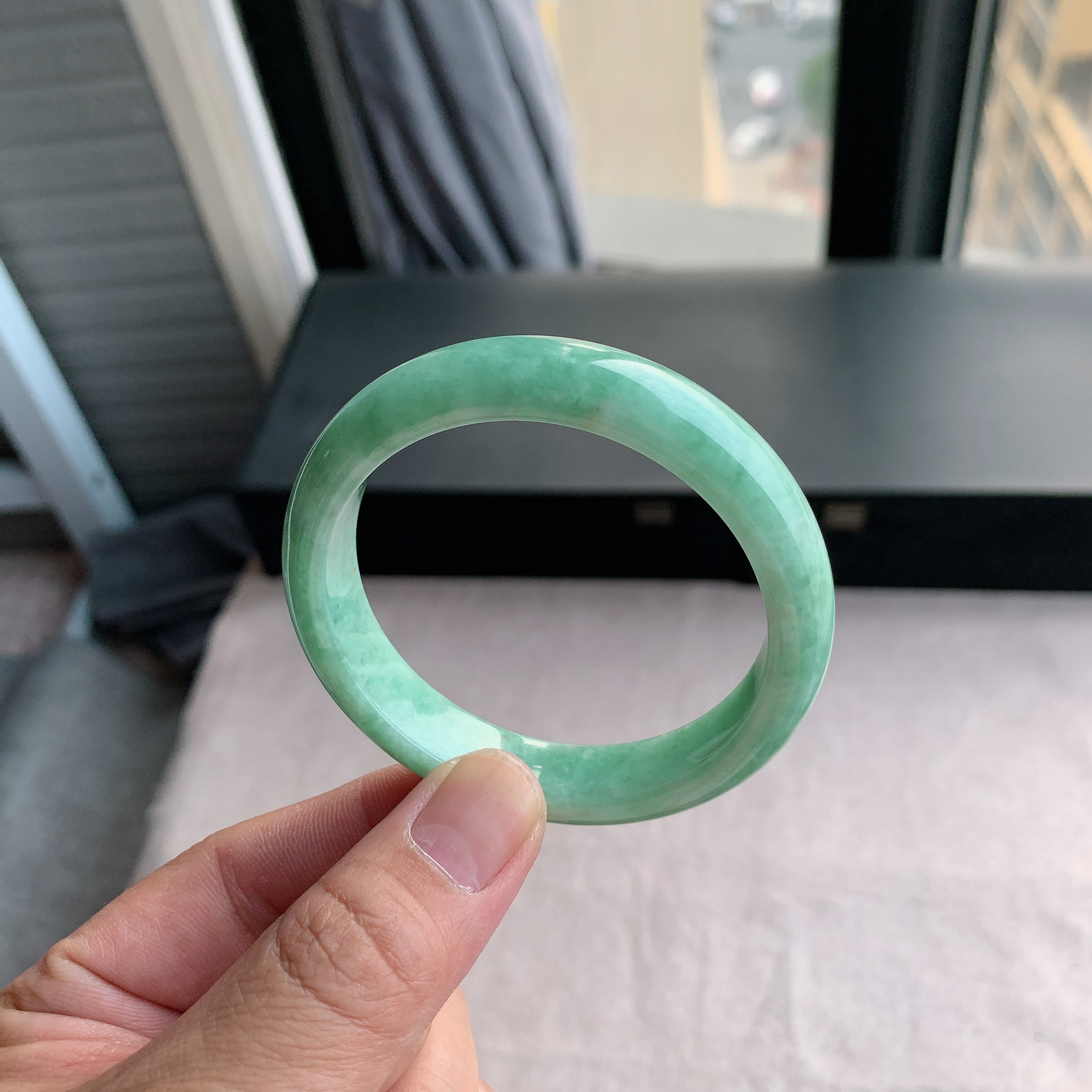 缅甸天然A货翡翠55圈口手镯