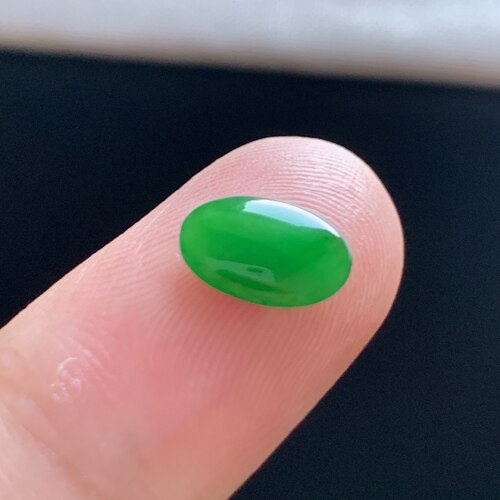 缅甸A货冰糯菠菜绿蛋面戒指