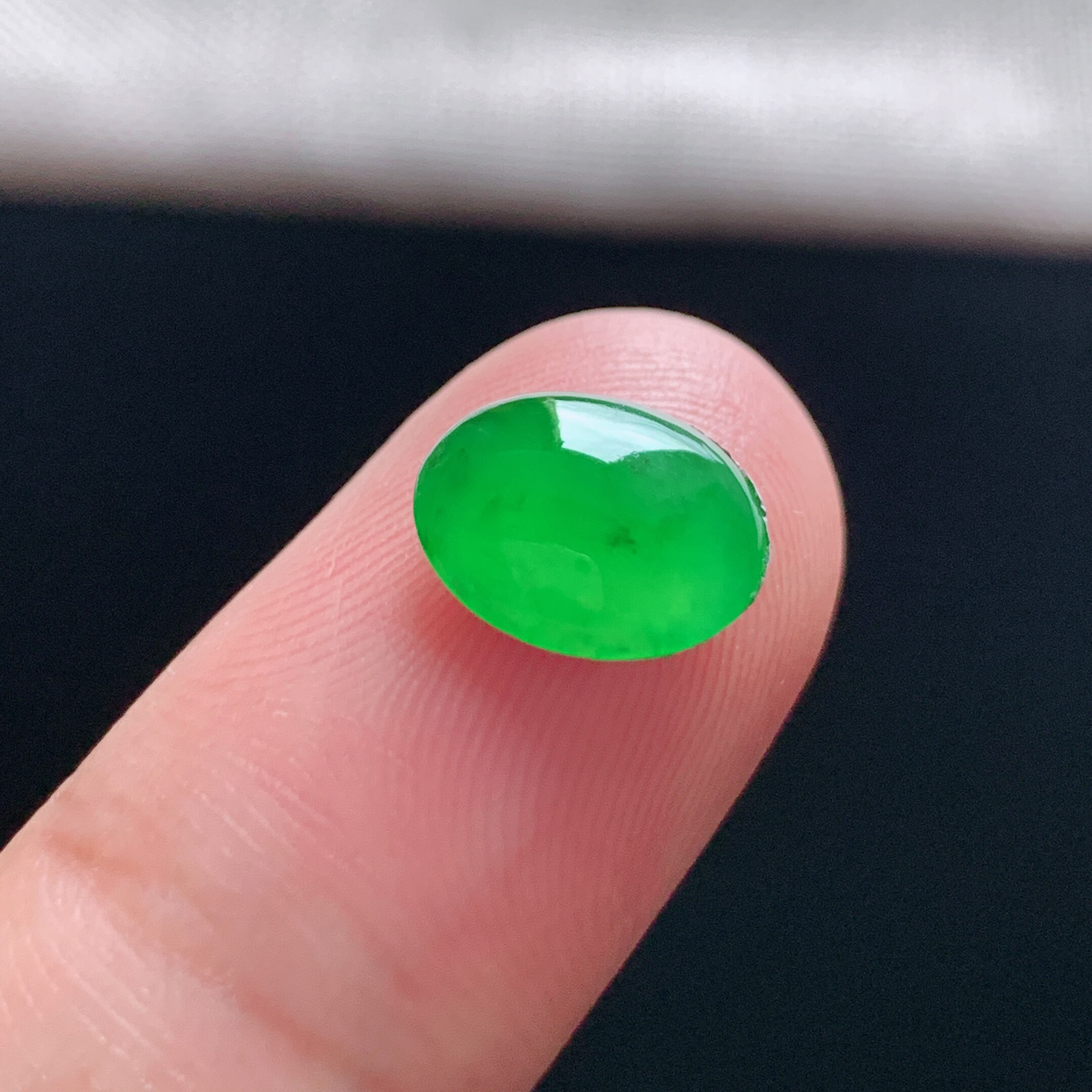 缅甸天然A货翡翠 冰糯种阳绿蛋面戒面L1