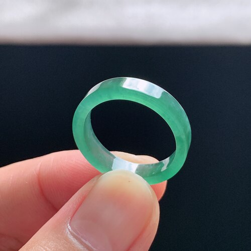天然A货冰种翡翠18号方戒