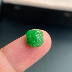 冰糯种满绿辣绿貔貅戒面L15 缅甸天然A货翡翠