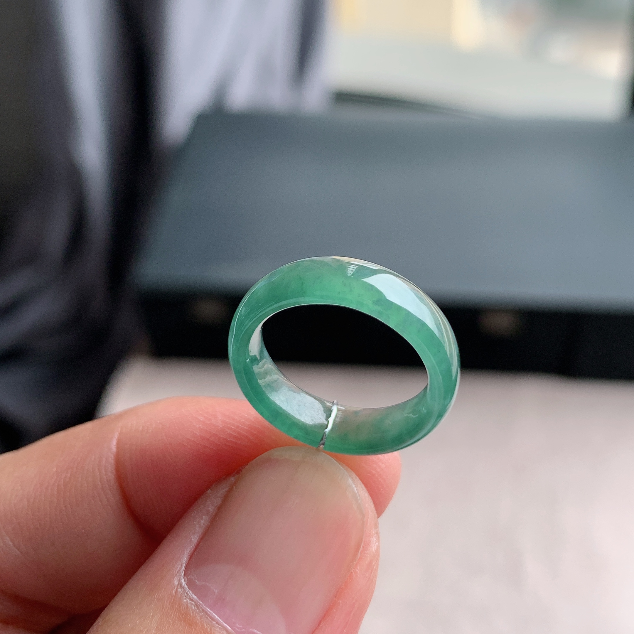 天然A货翡翠冰种9号湖水蓝戒指