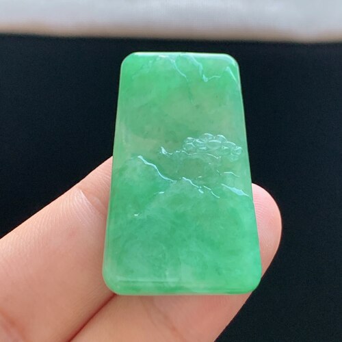 缅甸天然A货冰糯满绿山水翡翠