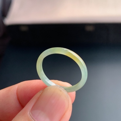 天然A货冰种黄翡翠素圈戒指
