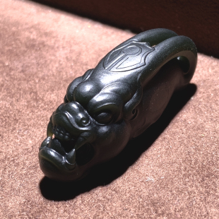 和田玉籽料黑青龙鱼挂件鱼化龙