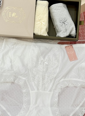 秘语女舒适蕾丝燕窝裤5.0透气性感中高腰提臀柔软收腹平角裤53125