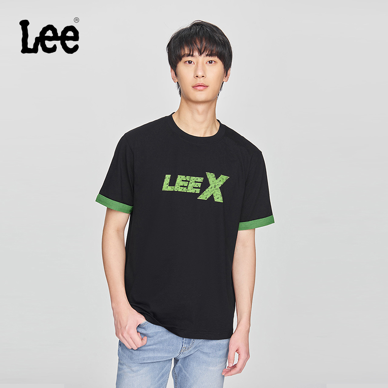 舒适版圆领短袖T恤 胸前Logo印花设计细节