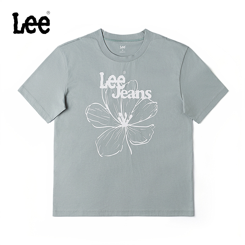 舒适版男友风短袖T恤 胸前花朵图案印花设计