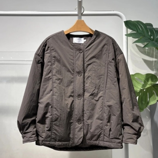 MM麦麦2025冬季新款咖啡色圆领宽松时尚长袖棉服外套女4GB282671