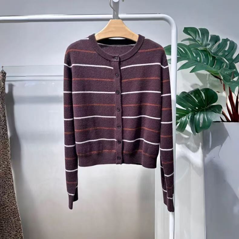 条纹针织开衫女圆领扣子毛衣上衣