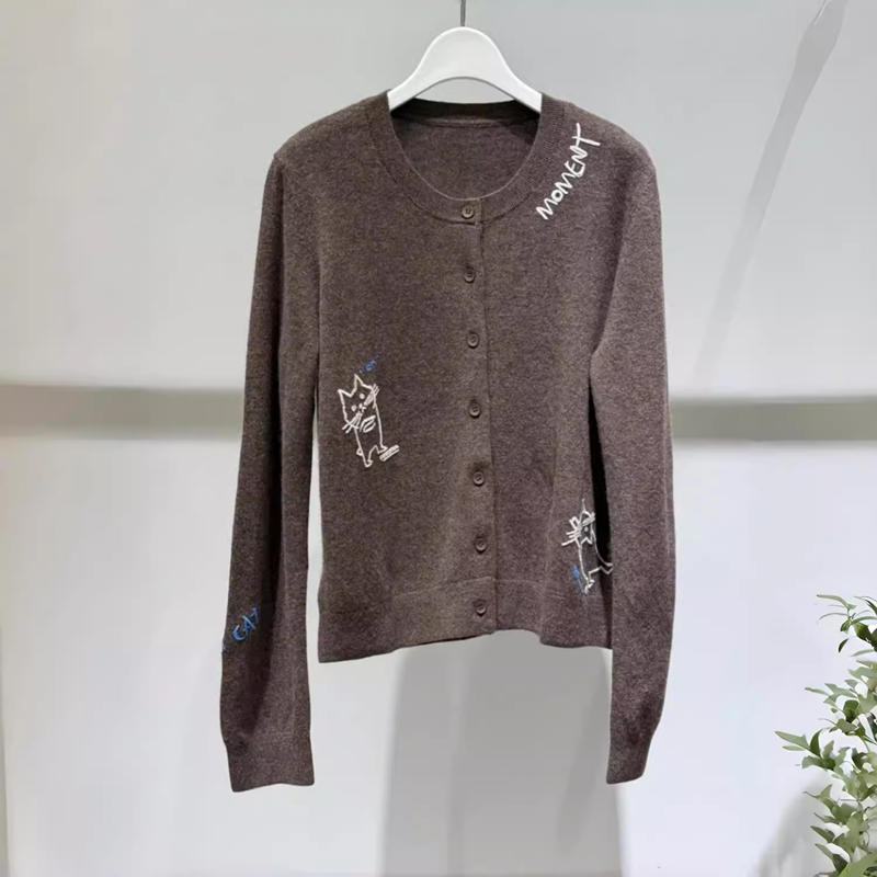 羊毛卡通刺绣开衫女圆领毛衣上衣