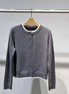 MM麦麦2025秋款假两件软糯灰色羊绒针织开衫毛衣外套女5FA133011