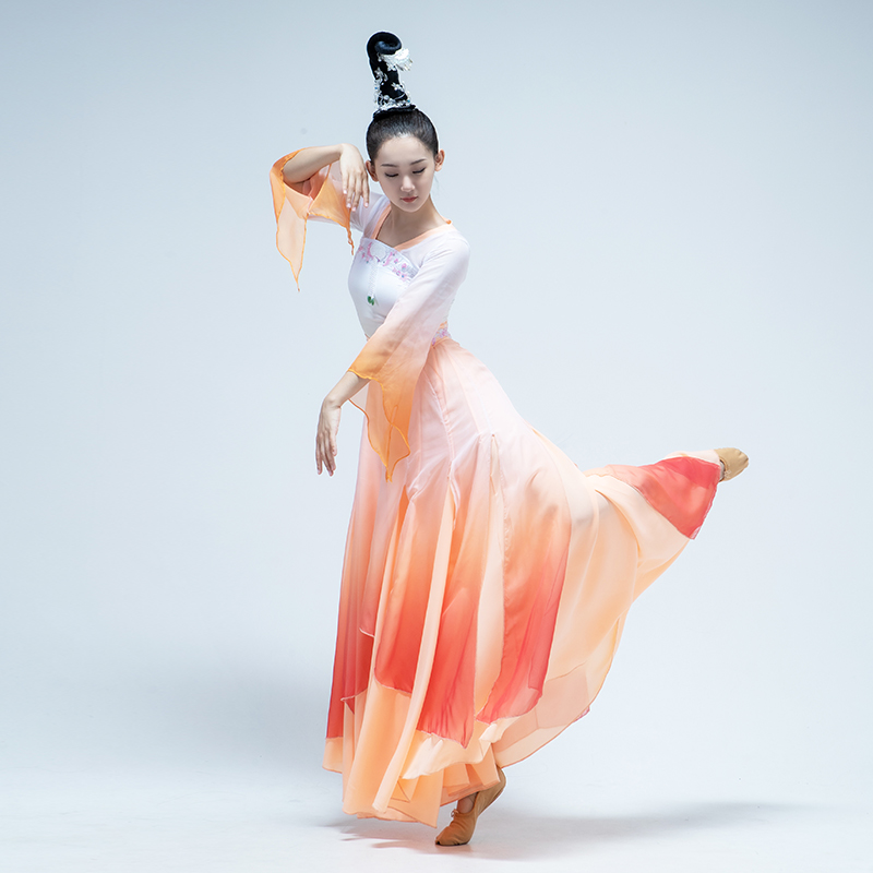 舞裁缝中国风汉唐古典舞舞蹈演出服装女古装连衣裙唐装舞台表演服