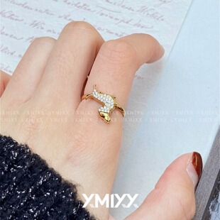 满锆钛钢腊肠狗轻奢小众时尚韩系开口戒指女通勤高级感百搭不掉色