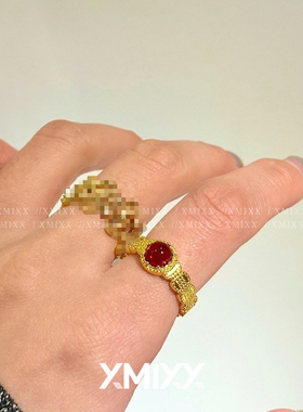 中古宫廷浮雕红宝石开口女戒