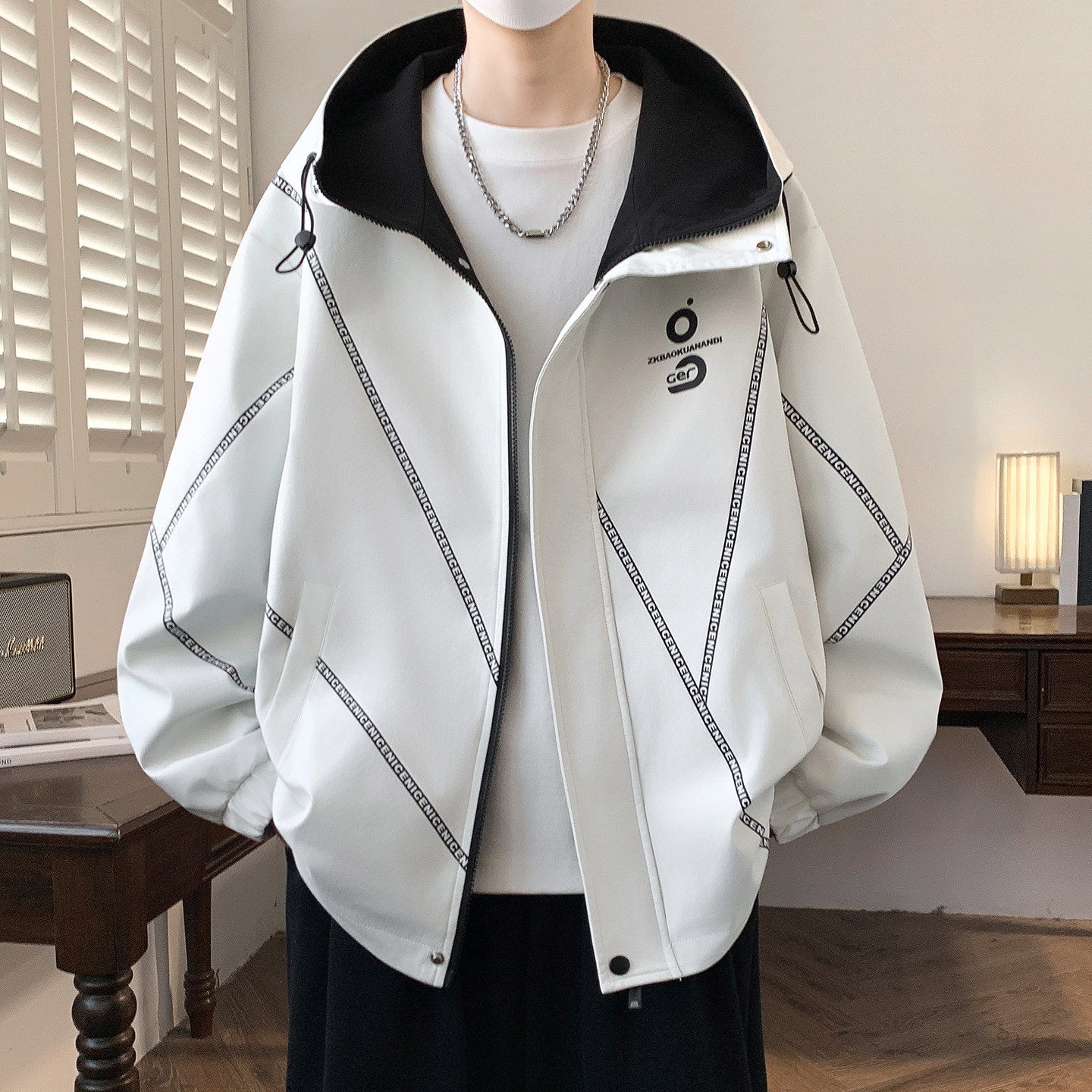 设计感连帽夹克男春秋季初高中学生外套2026新款青少年男装冲锋衣