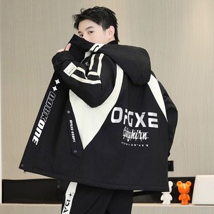 初高中学生外套男春季美式潮牌防风防水夹克帅气青少年男孩冲锋衣