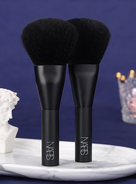 专柜原装Nars纳斯娜斯化妆刷散粉腮红定妆刷便携装人造纤维