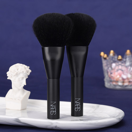 Nars纳斯娜斯化妆刷散粉腮红刷