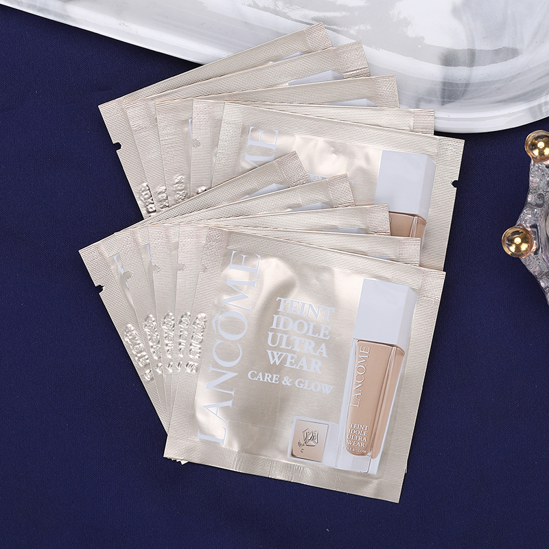 兰蔻水粉底液1ml中小样