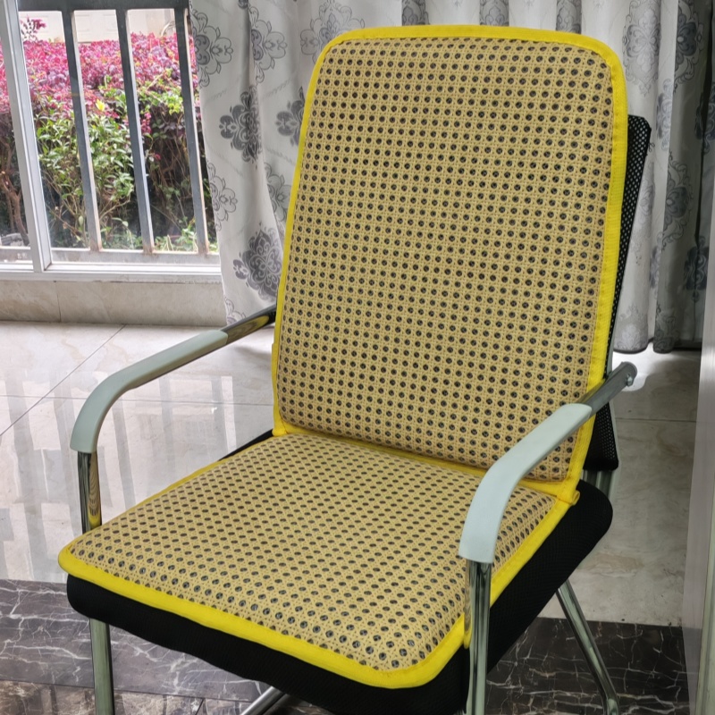 挖机微型车透气弹簧镂空凉垫