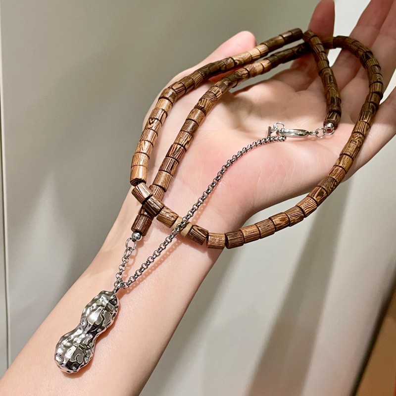 小众复古银色花生吊坠OT扣毛衣链木质圆形串珠项链高级感服饰配饰