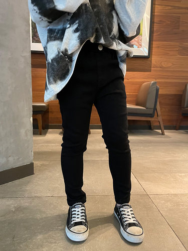 男童小脚修身牛仔裤子