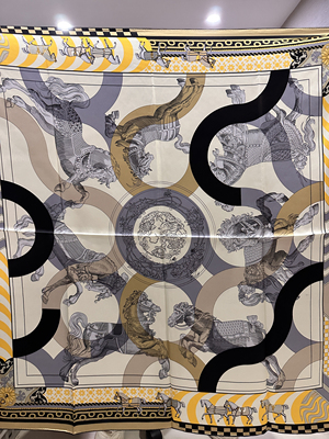 神马寓言-土耳其之旅 100%桑蚕丝95*95双面印同花同色手工卷边