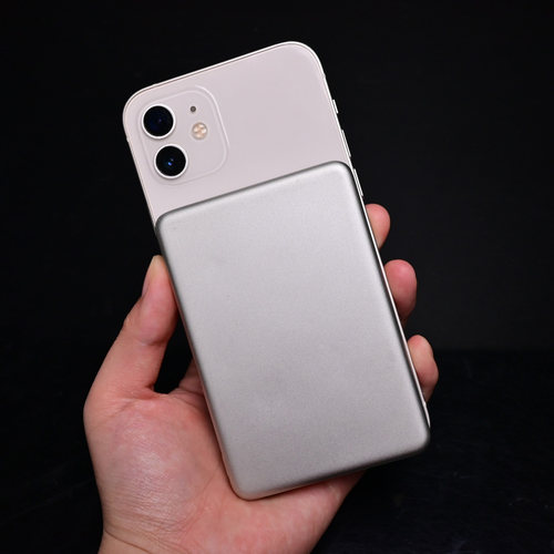 小米5000mAh 15W磁吸无线充电宝超薄小巧便携适用苹果可上飞机