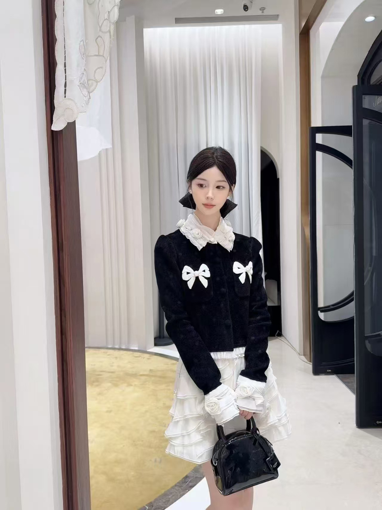 拉家同款2025冬季新款时尚优雅欧根纱拼接针织开衫上衣半裙套装