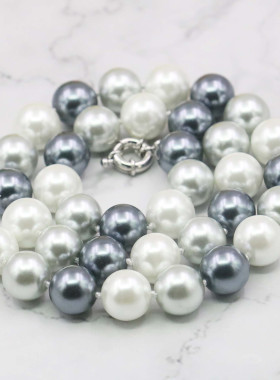 10mm圆形白灰黑三色混色玻璃珍珠项链女性锁骨链复古方向盘扣项饰