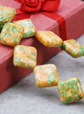 油菜花雨花石对角散珠橙绿色饰品