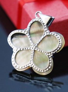 天然项链设计感贝壳挂件吊坠