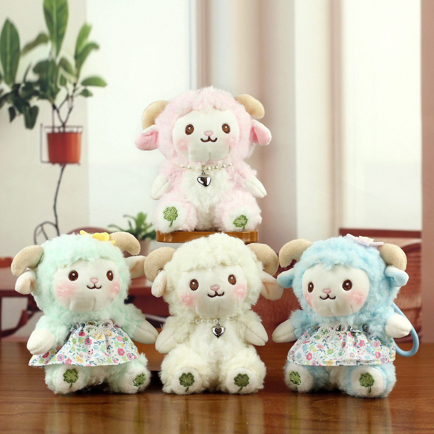 网红可爱萌小绵羊挂件毛绒玩具公仔小羊包包挂饰钥匙扣布娃娃礼物