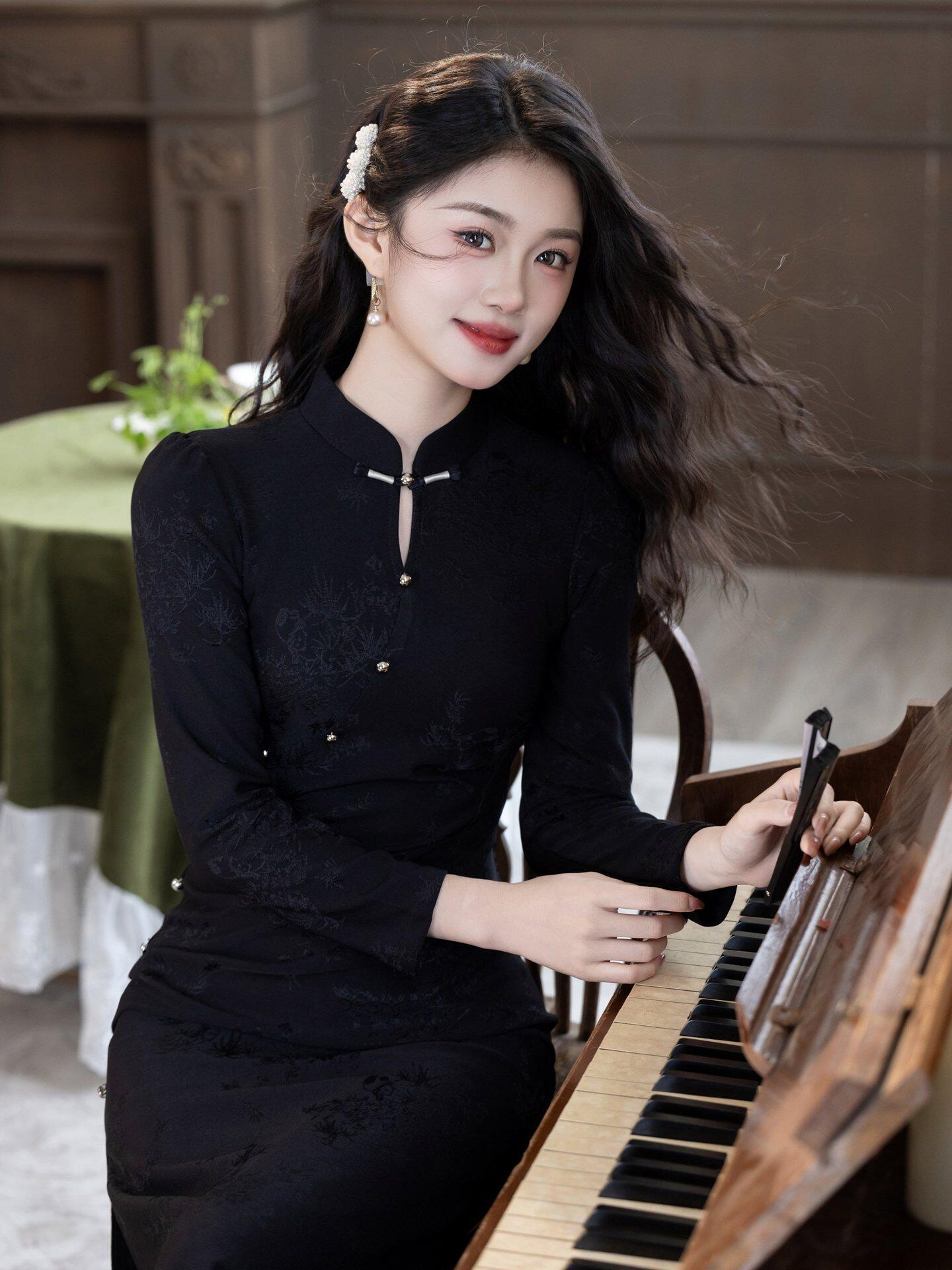 黑色长袖水滴领旗袍加厚女秋冬针织连衣裙改良复古显瘦新中式旗袍